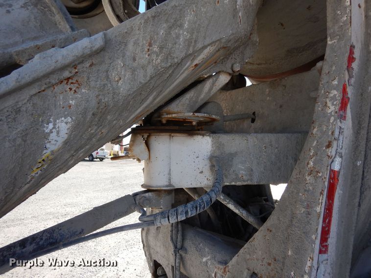 image for item DF8125 2004 Mack CV513 Granite  ready mix truck