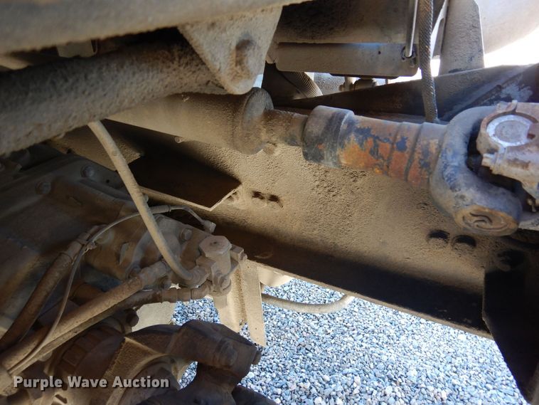 image for item DF8126 2000 International 5500i  ready mix truck