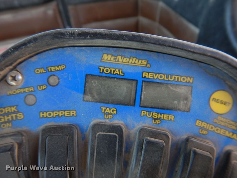 image for item DF8127 2001 Kenworth W900  ready mix truck