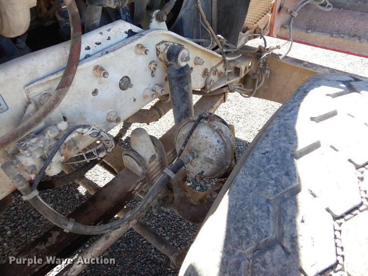 image for item DF8127 2001 Kenworth W900  ready mix truck