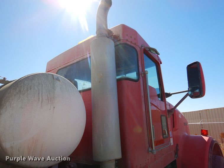 image for item DF8127 2001 Kenworth W900  ready mix truck