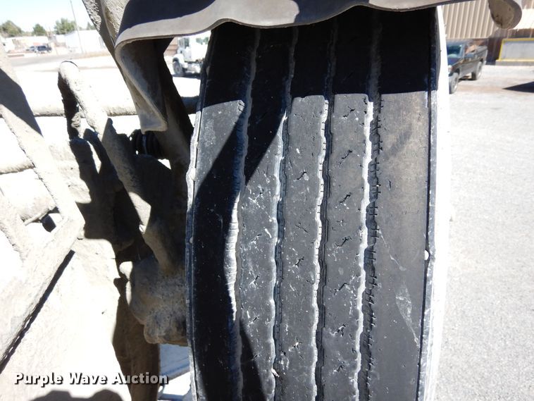 image for item DF8127 2001 Kenworth W900  ready mix truck