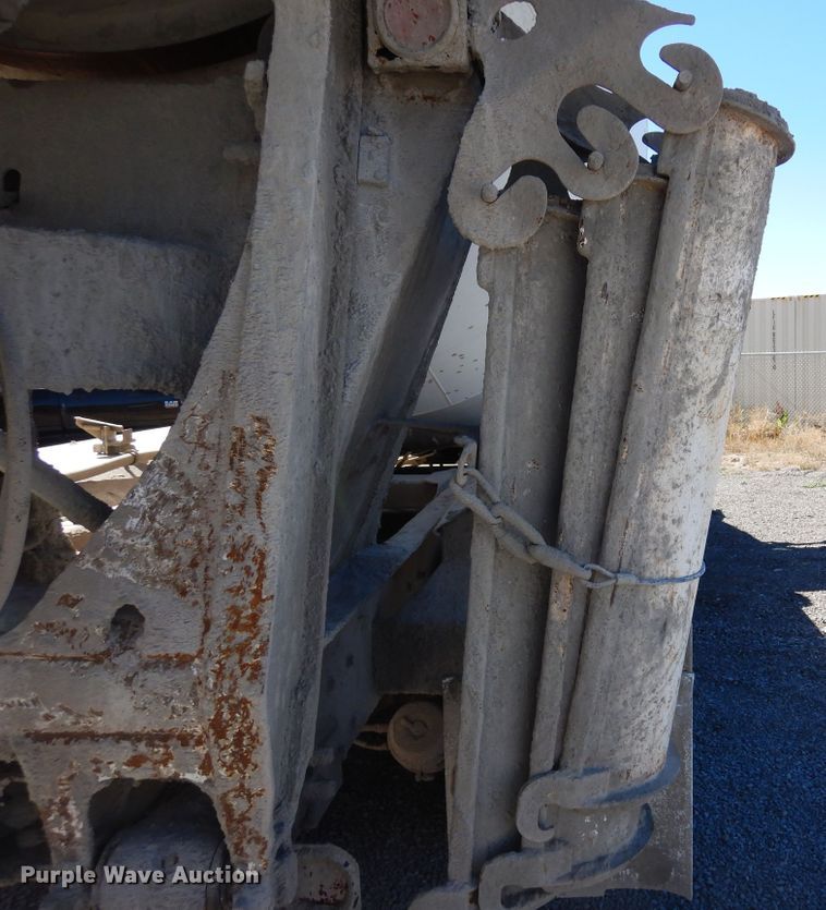 image for item DF8127 2001 Kenworth W900  ready mix truck