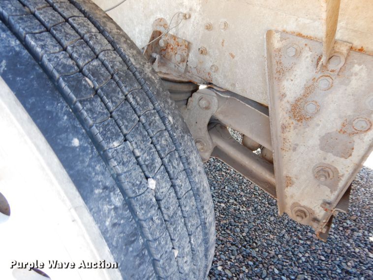 image for item DF8127 2001 Kenworth W900  ready mix truck