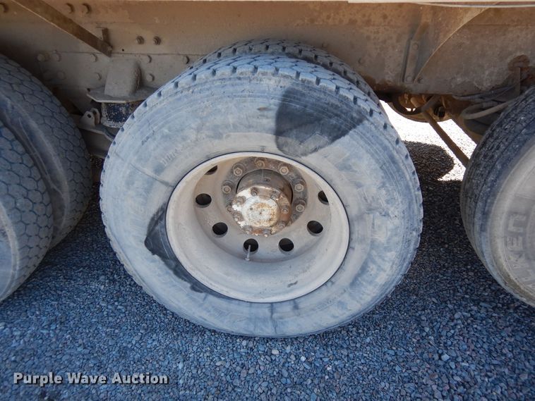 image for item DF8127 2001 Kenworth W900  ready mix truck