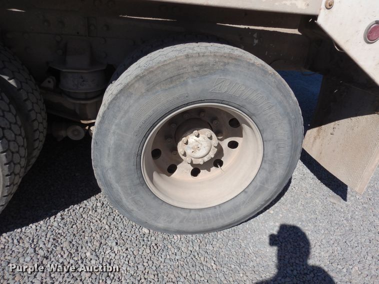 image for item DF8127 2001 Kenworth W900  ready mix truck