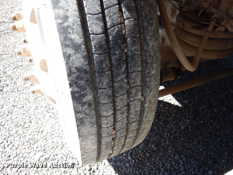 image for item DF8127 2001 Kenworth W900  ready mix truck