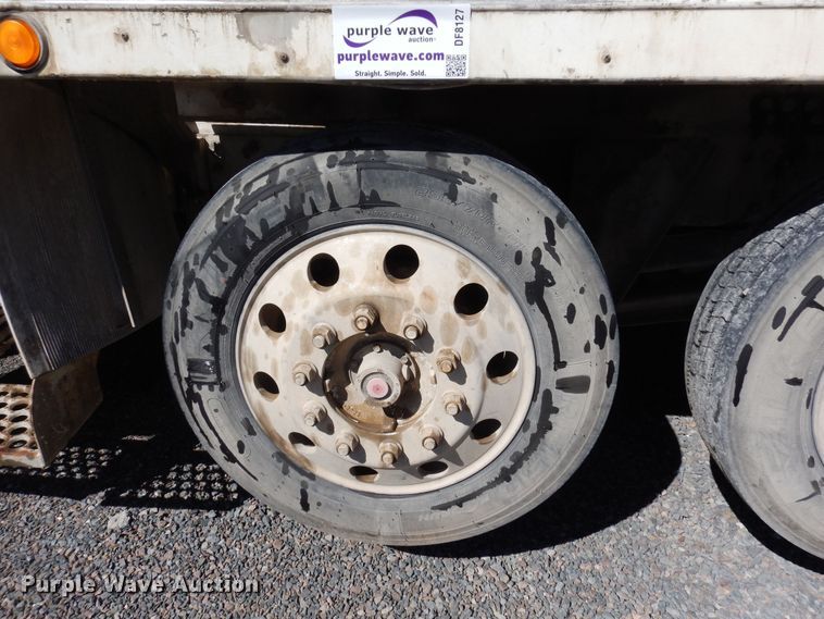 image for item DF8127 2001 Kenworth W900  ready mix truck