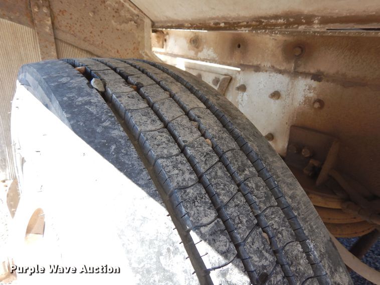 image for item DF8127 2001 Kenworth W900  ready mix truck