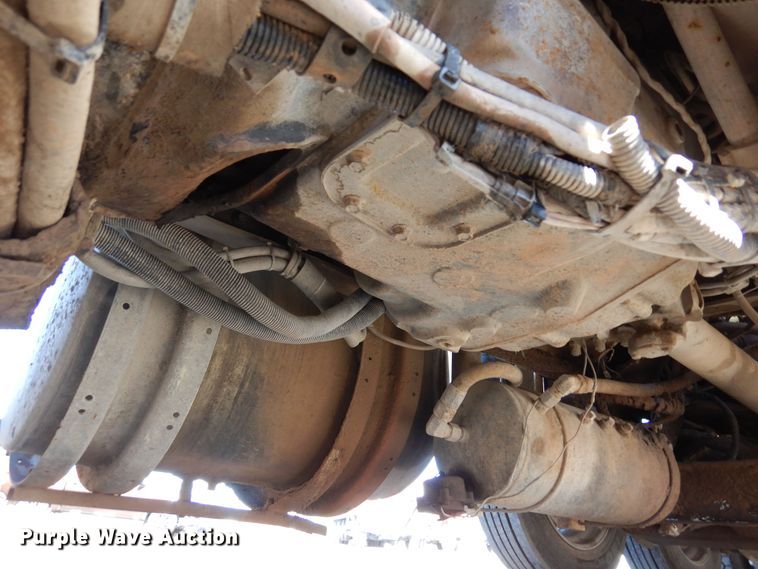 image for item DF8127 2001 Kenworth W900  ready mix truck