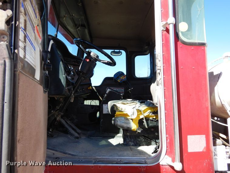 image for item DF8128 2003 Kenworth W900  ready mix truck