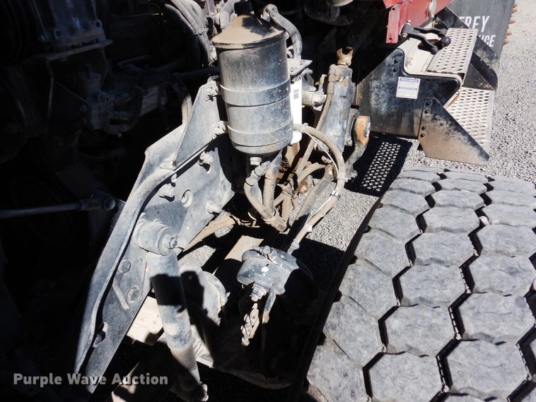 image for item DF8128 2003 Kenworth W900  ready mix truck