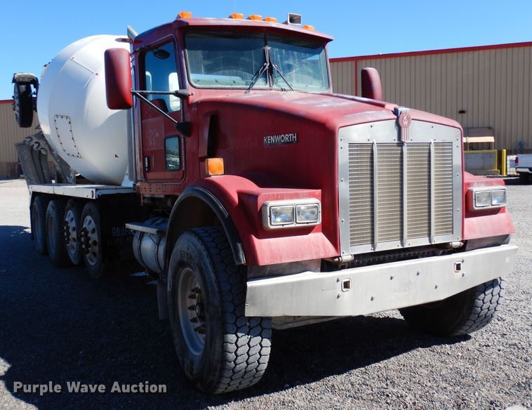 image for item DF8128 2003 Kenworth W900  ready mix truck