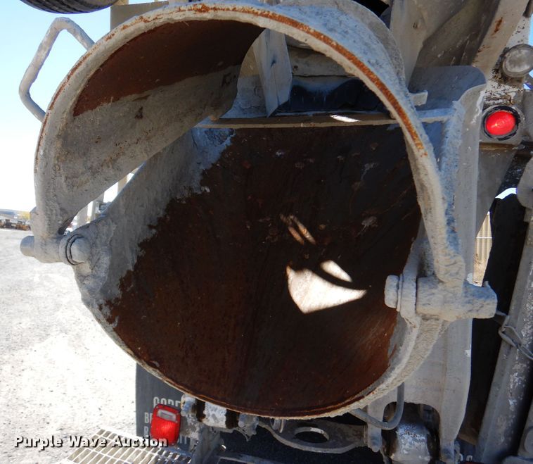 image for item DF8128 2003 Kenworth W900  ready mix truck