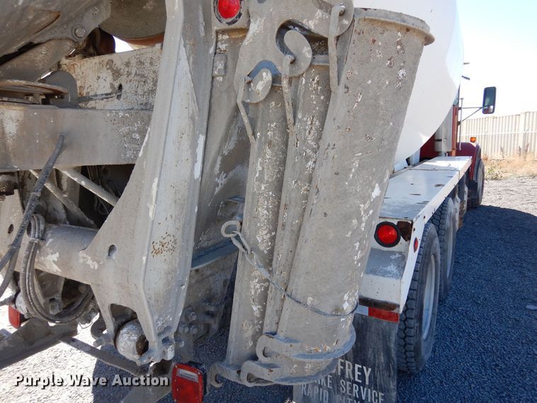 image for item DF8128 2003 Kenworth W900  ready mix truck