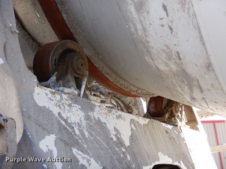 image for item DF8128 2003 Kenworth W900  ready mix truck