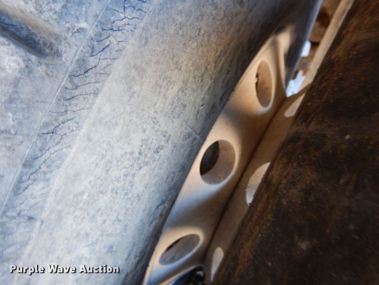 image for item DF8128 2003 Kenworth W900  ready mix truck