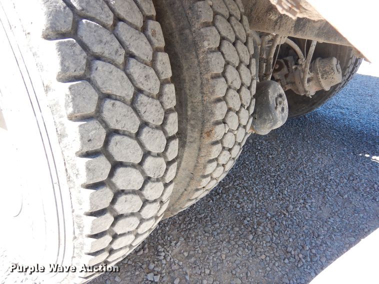 image for item DF8128 2003 Kenworth W900  ready mix truck