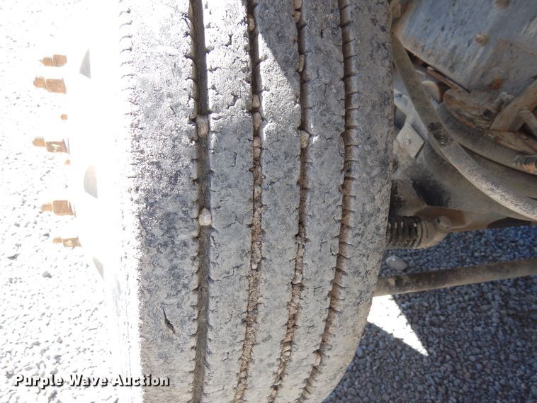 image for item DF8128 2003 Kenworth W900  ready mix truck