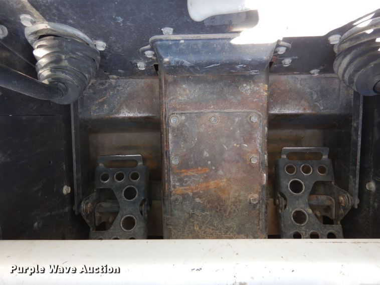 image for item DF8134 2010 Bobcat S175  skid steer loader