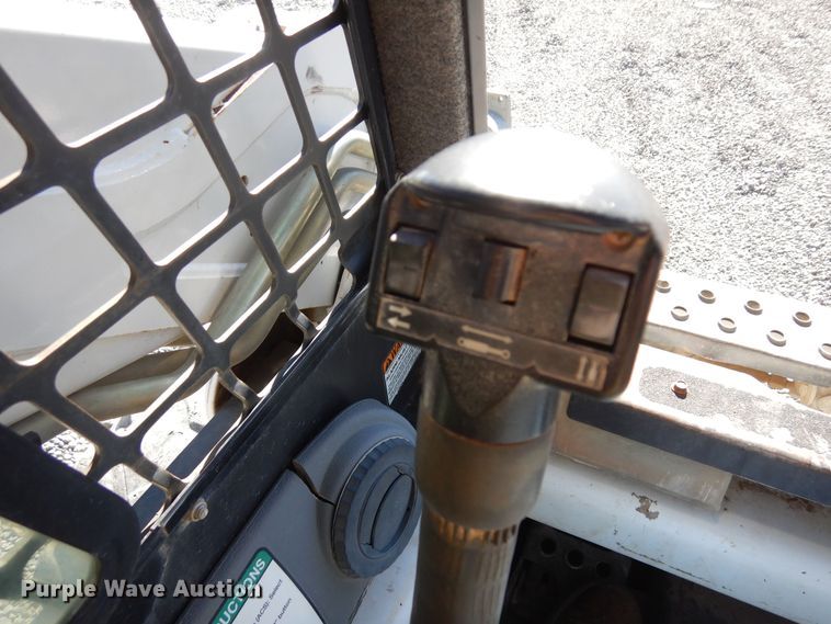image for item DF8134 2010 Bobcat S175  skid steer loader