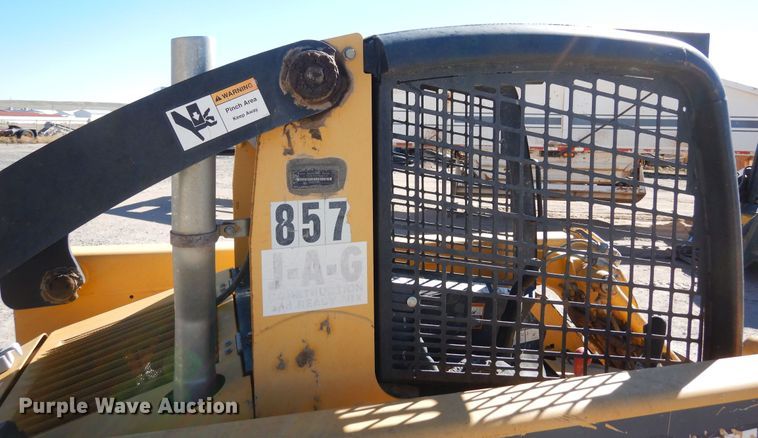 image for item DF8135 2009 John Deere 317  skid steer loader