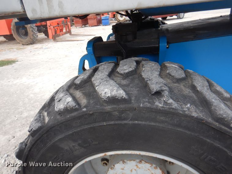 image for item DJ3863 2002 Genie S-85  boom lift