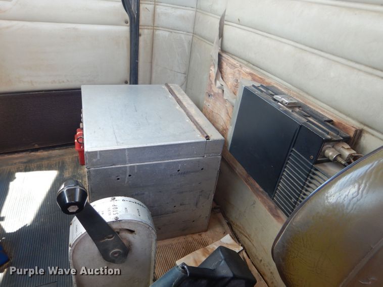 image for item DJ8984 1987 Peterbilt 357  ready mix truck