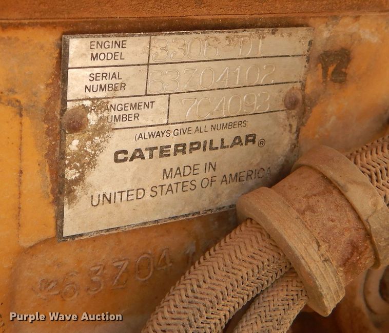 image for item DJ8984 1987 Peterbilt 357  ready mix truck