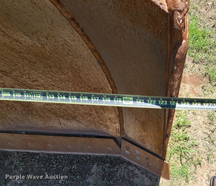 image for item DJ8992 2006 John Deere 750J  dozer