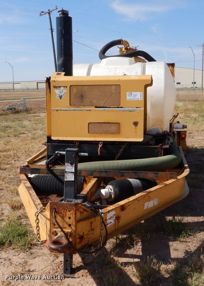 image for item DM2497 Vermeer E900  vacuum excavator