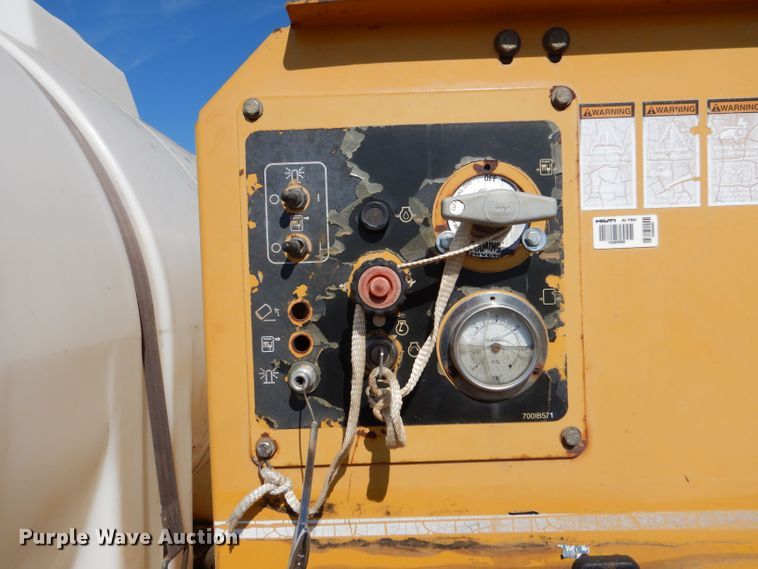 image for item DM2497 Vermeer E900  vacuum excavator