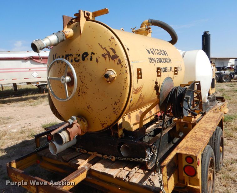 image for item DM2497 Vermeer E900  vacuum excavator