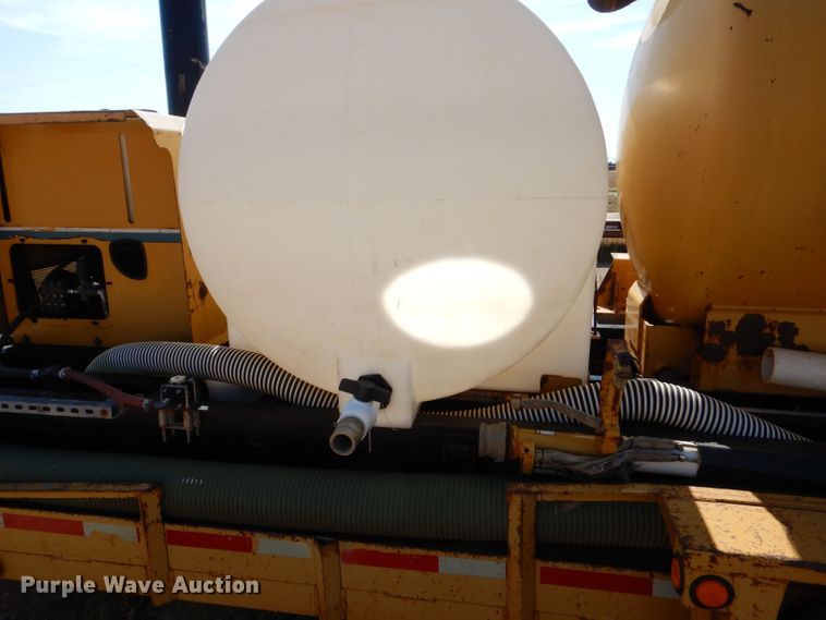 image for item DM2497 Vermeer E900  vacuum excavator