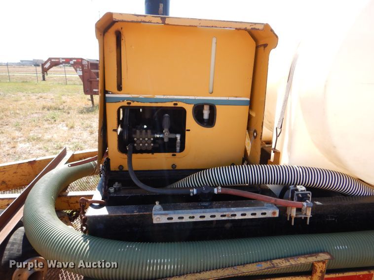 image for item DM2497 Vermeer E900  vacuum excavator