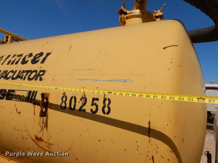 image for item DM2497 Vermeer E900  vacuum excavator