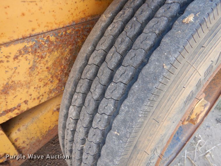 image for item DM2497 Vermeer E900  vacuum excavator