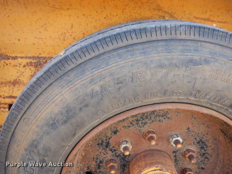 image for item DM2497 Vermeer E900  vacuum excavator