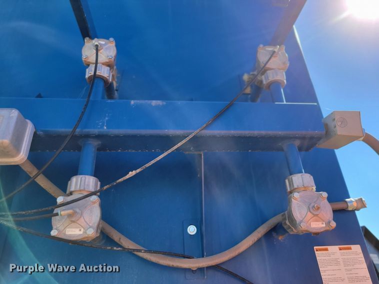 image for item DM8060 Donaldson Torit Downflo II  dust collector