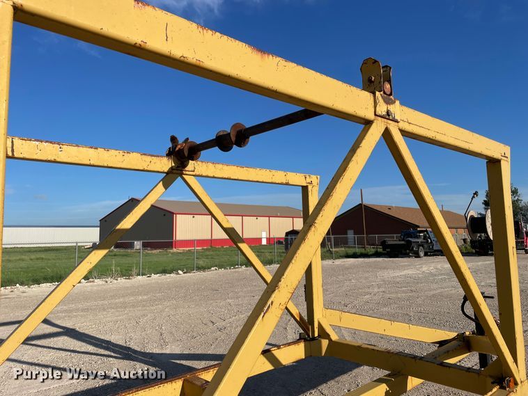 image for item DN5139 2000 Shop built  reel trailer