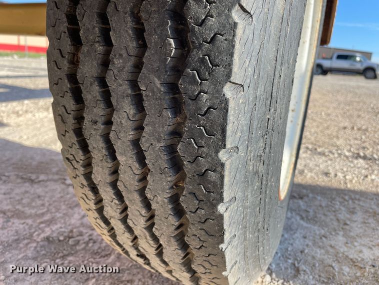 image for item DN5139 2000 Shop built  reel trailer