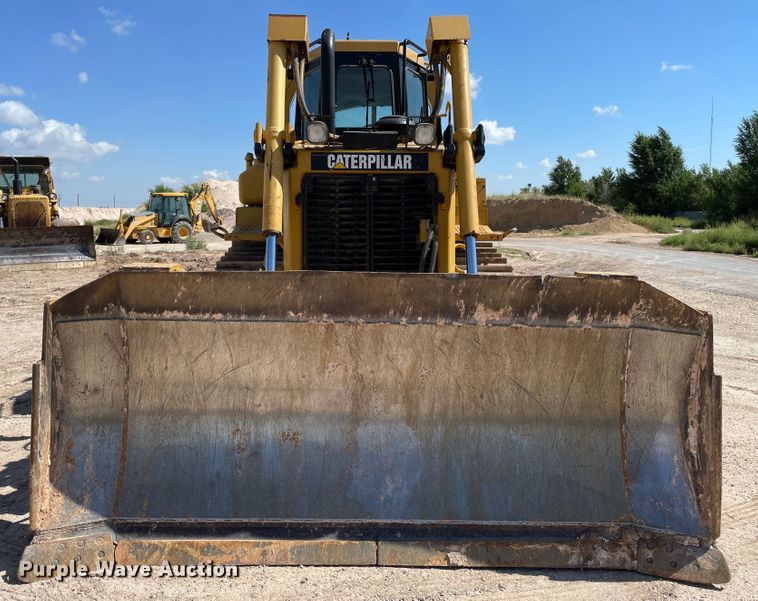 image for item DN5163 2005 Caterpillar D6R XL Series II  dozer