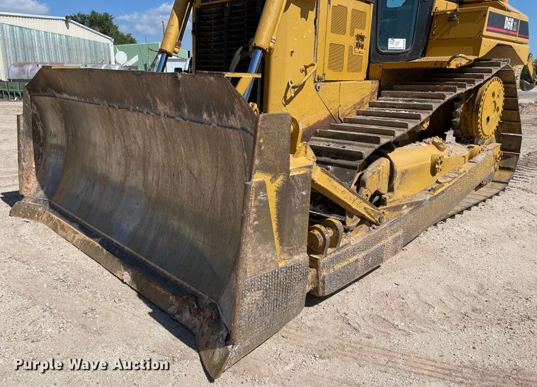 image for item DN5163 2005 Caterpillar D6R XL Series II  dozer