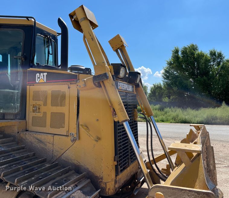 image for item DN5163 2005 Caterpillar D6R XL Series II  dozer
