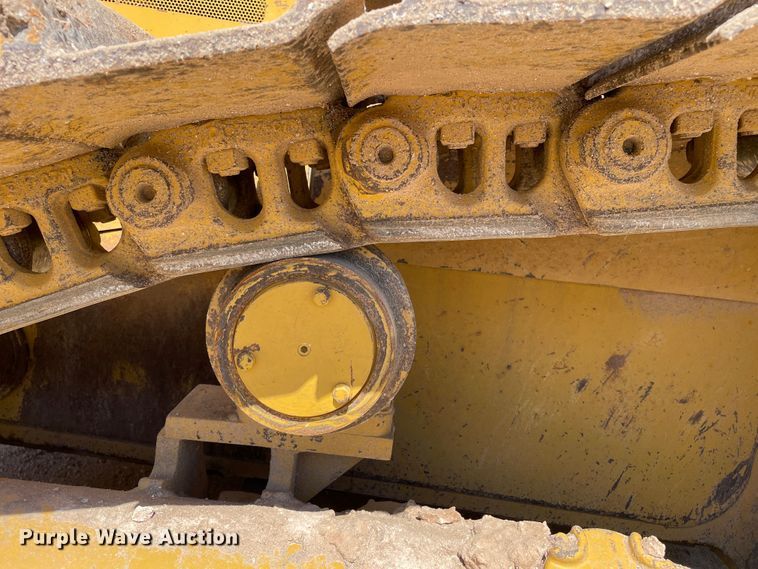 image for item DN5163 2005 Caterpillar D6R XL Series II  dozer