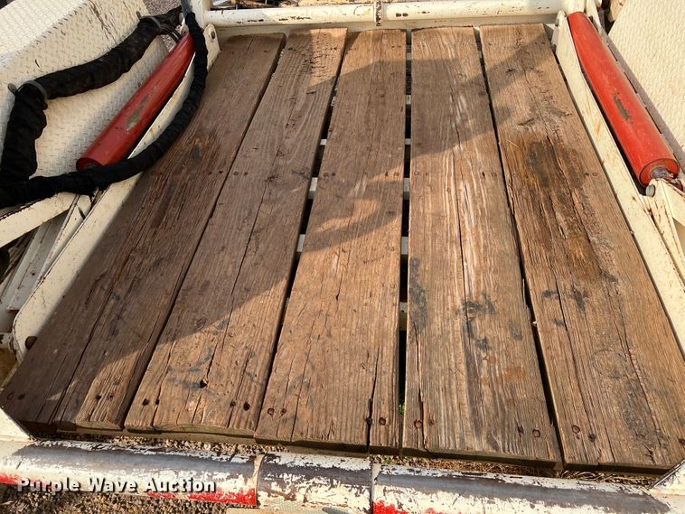 image for item DN5203 2009 Larson  reel trailer