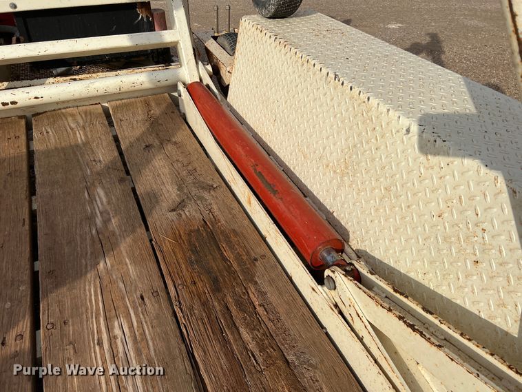 image for item DN5203 2009 Larson  reel trailer