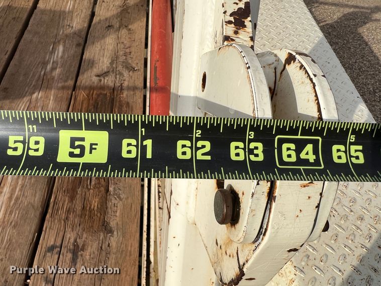 image for item DN5203 2009 Larson  reel trailer