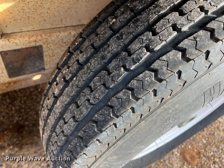 image for item DN5203 2009 Larson  reel trailer