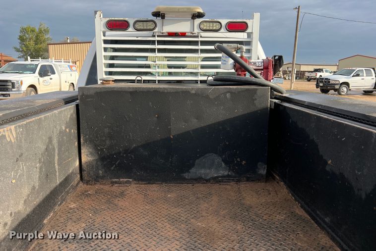 image for item DN5204 2019 Ford  F350 Super Duty  Crew Cab utility bed pickup truck